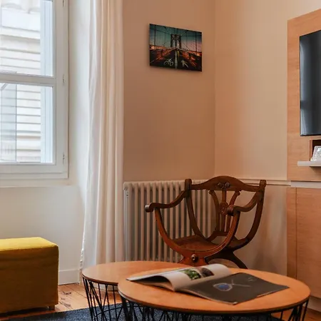 Appartamento Le Clemenceau - Coeur Historique De